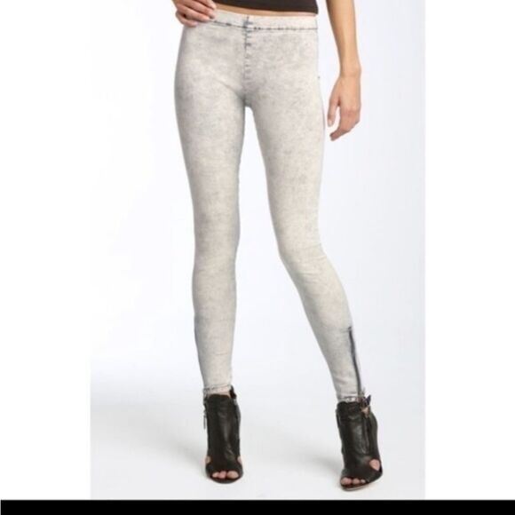 Joe’s Jeans THE LEGGINGS in stone gray - Picture 1 of 5